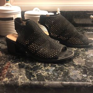 American Eagle Healed Sandal